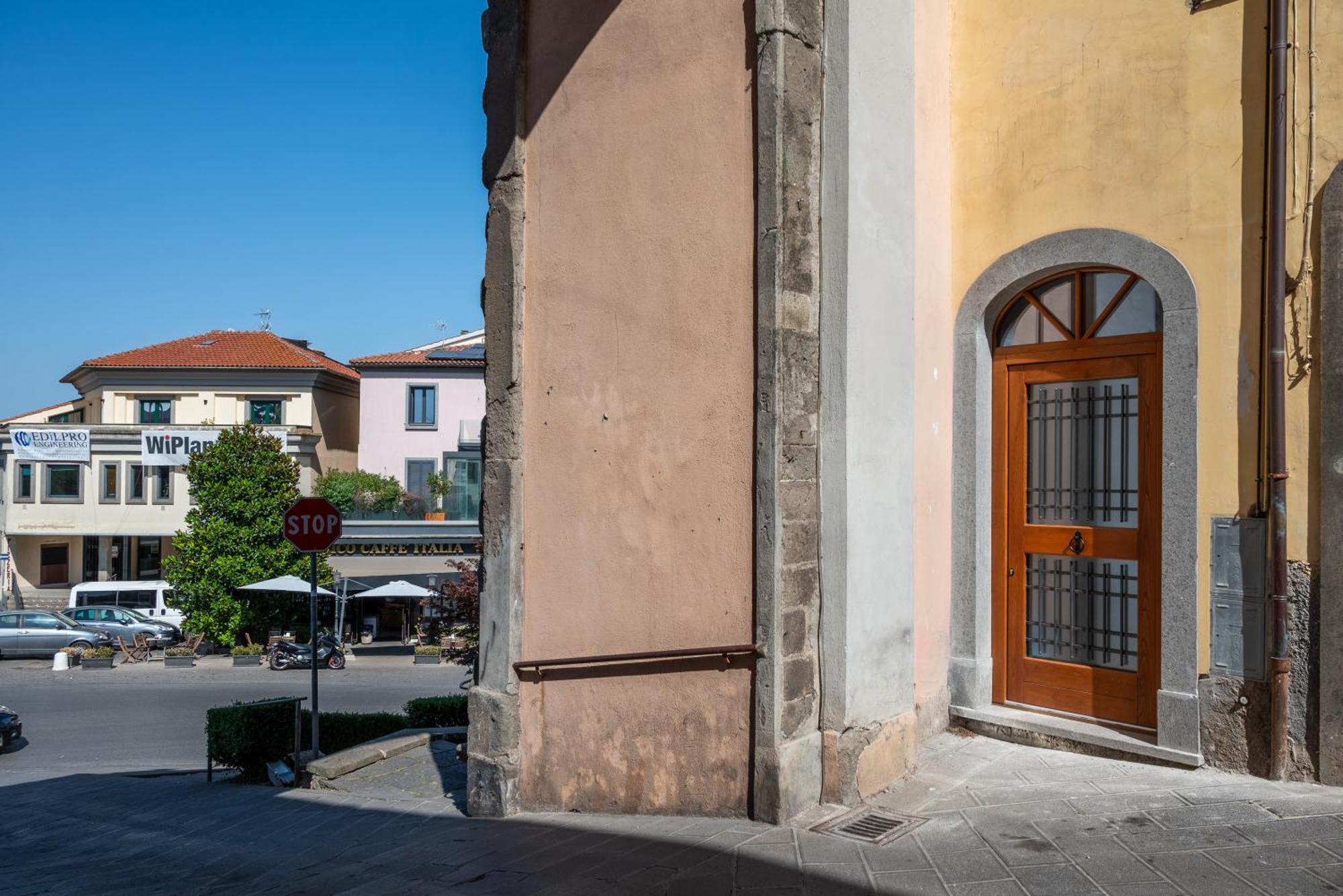 モンテフィアスコーネPalazzo Ricca Guarducci Piano Terraアパートメント エクステリア 写真